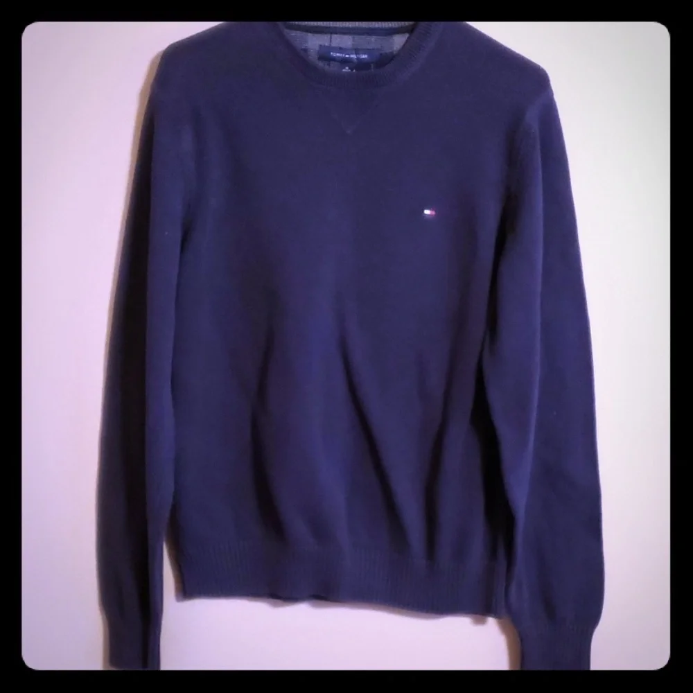 Tommy Hilfiger dark blue sweater